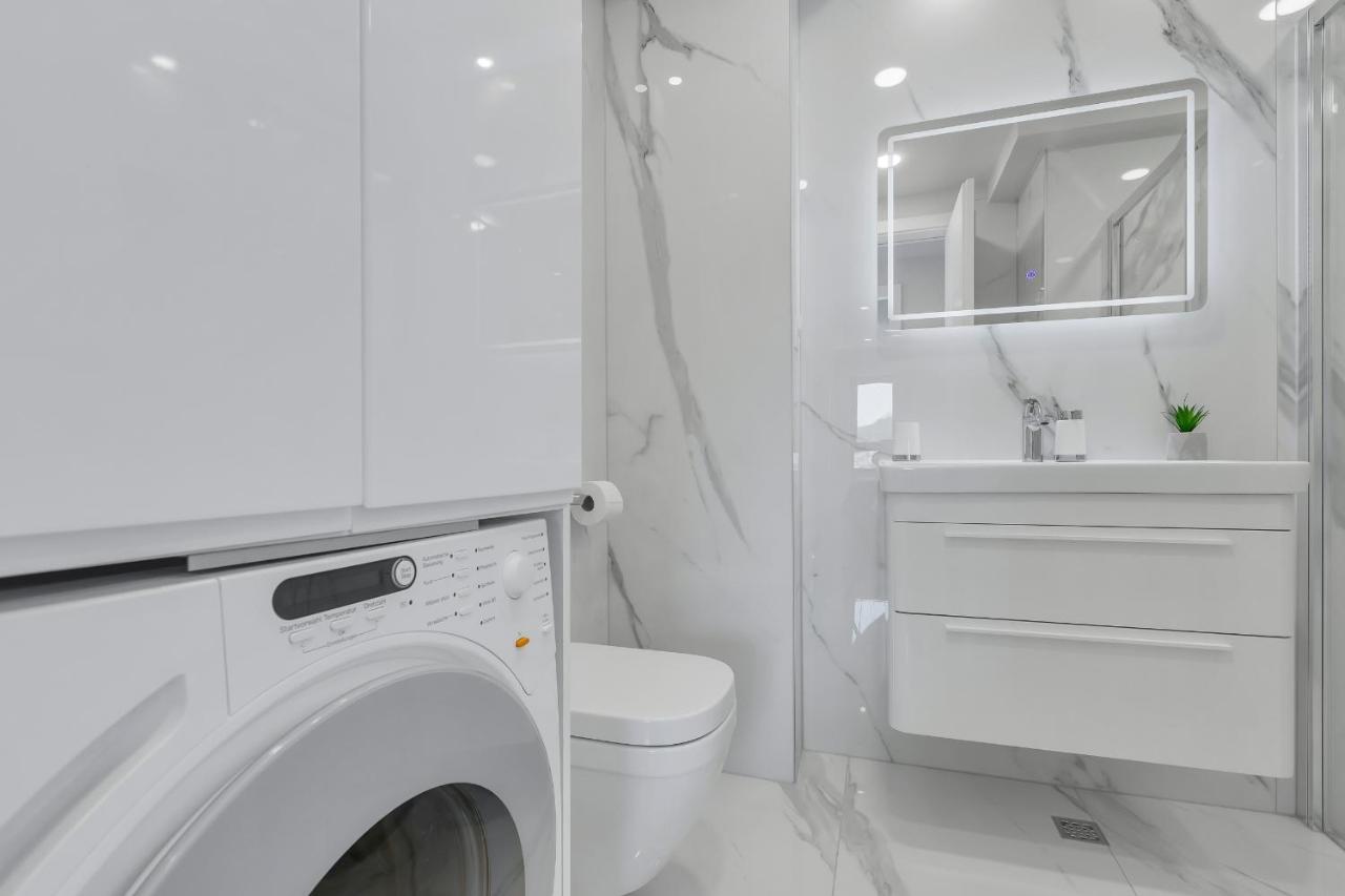 Luxury Seaview Apartment Dzenan Makarska Bagian luar foto