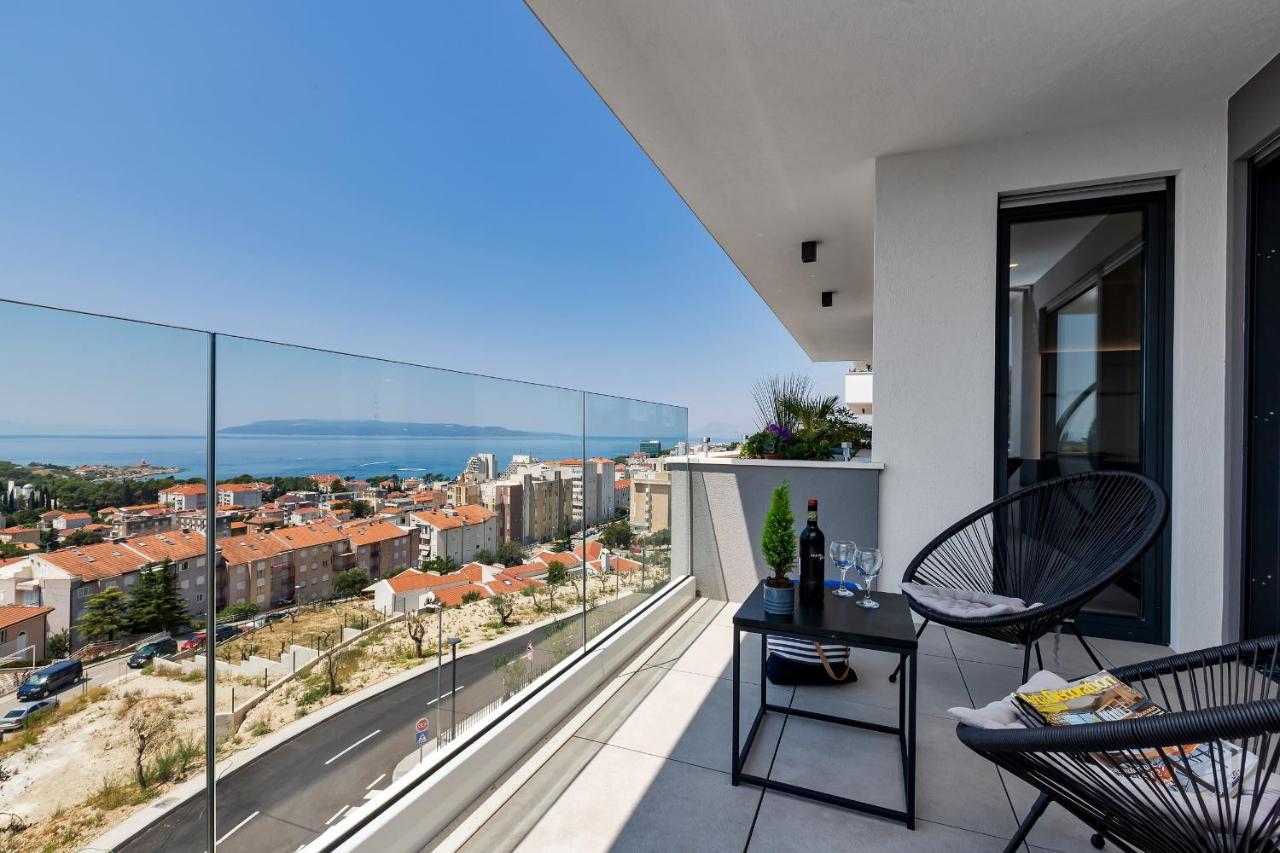 Luxury Seaview Apartment Dzenan Makarska Bagian luar foto